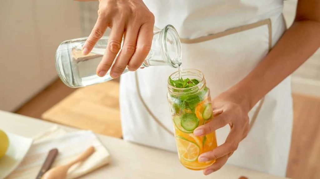 Cucumber Infused Water For Detox And Hydration Benefits