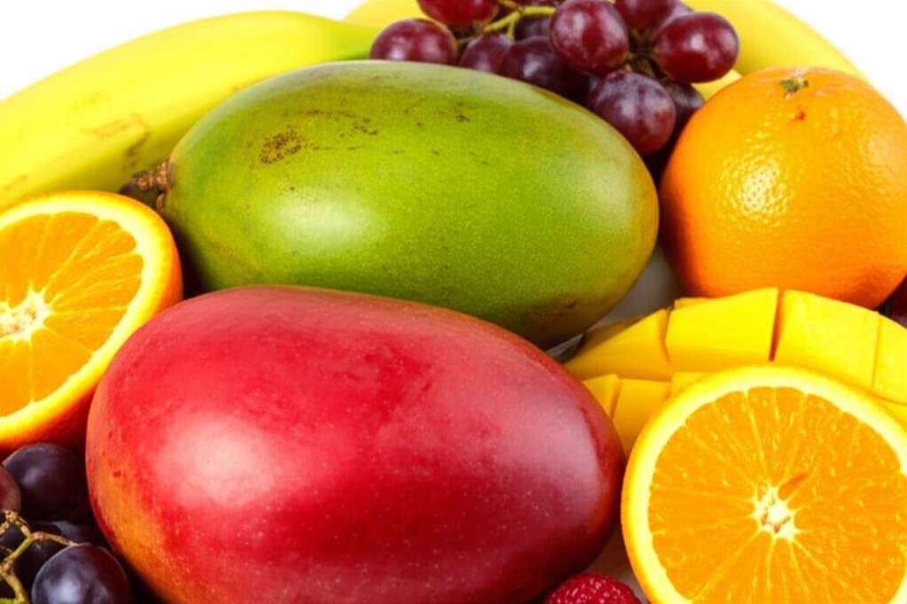 Generate a high-quality, relevant image prompt for an article about: Best Fruits For Weight Loss Ind
